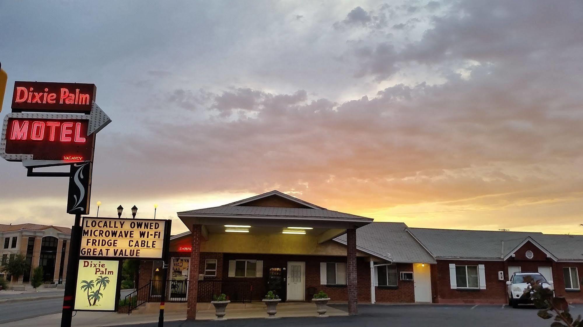 Dixie Palm Motel St. George Exterior photo